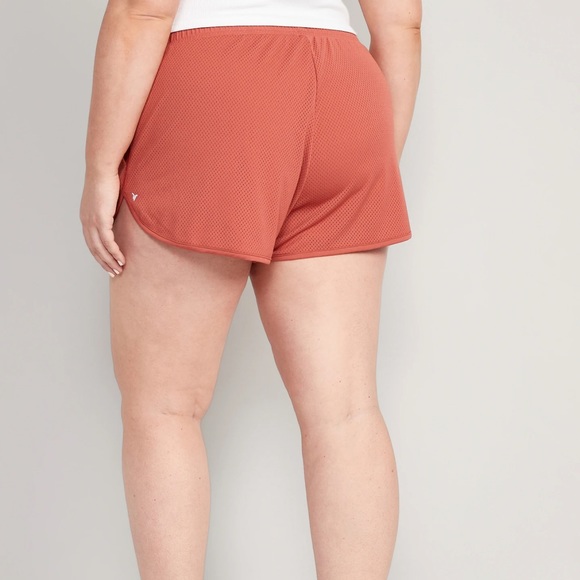 NWT OLD NAVY Mid-Rise StretchTech Dolphin-Hem Run Shorts f3-inch inseaXLARGE - Picture 3 of 8